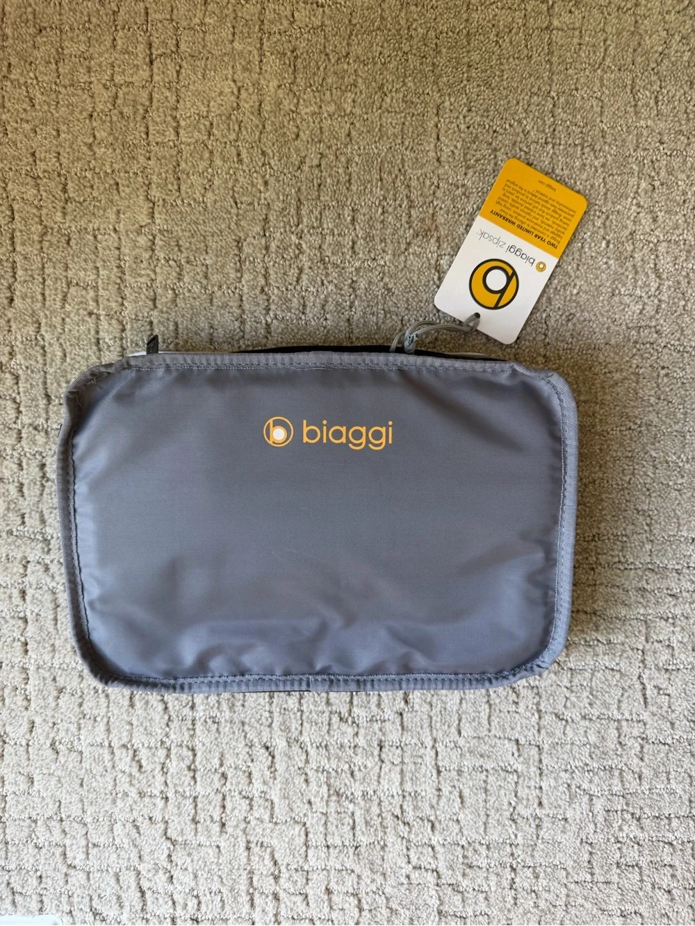 NWT Biaggi zipsak boost! tote - Black Folding & Expanding Tote - Picture 4 of 5